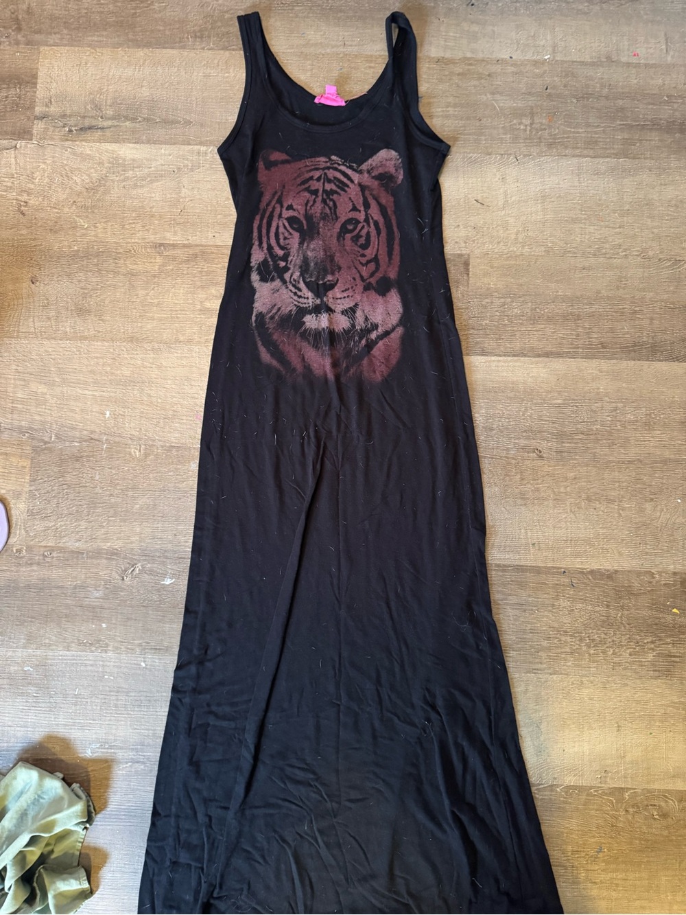 Black Tiger Graphic Maxi Dress – Small